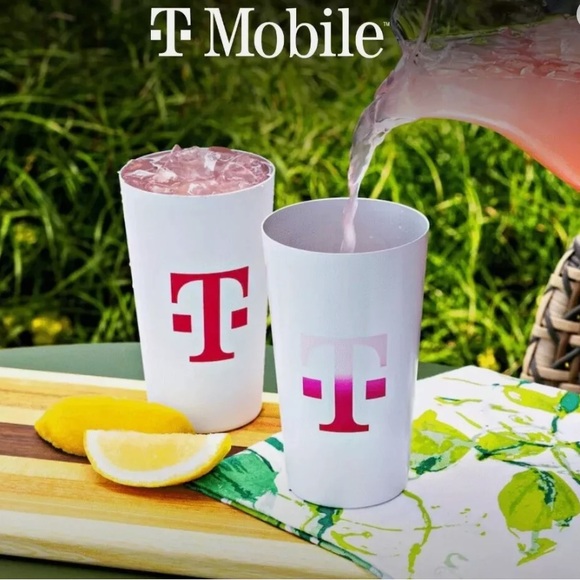 Brand New color changing T-Mobile Aluminum Tumbler, 2024 reusable - Picture 3 of 16